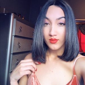 Meet your Posher, Hulda